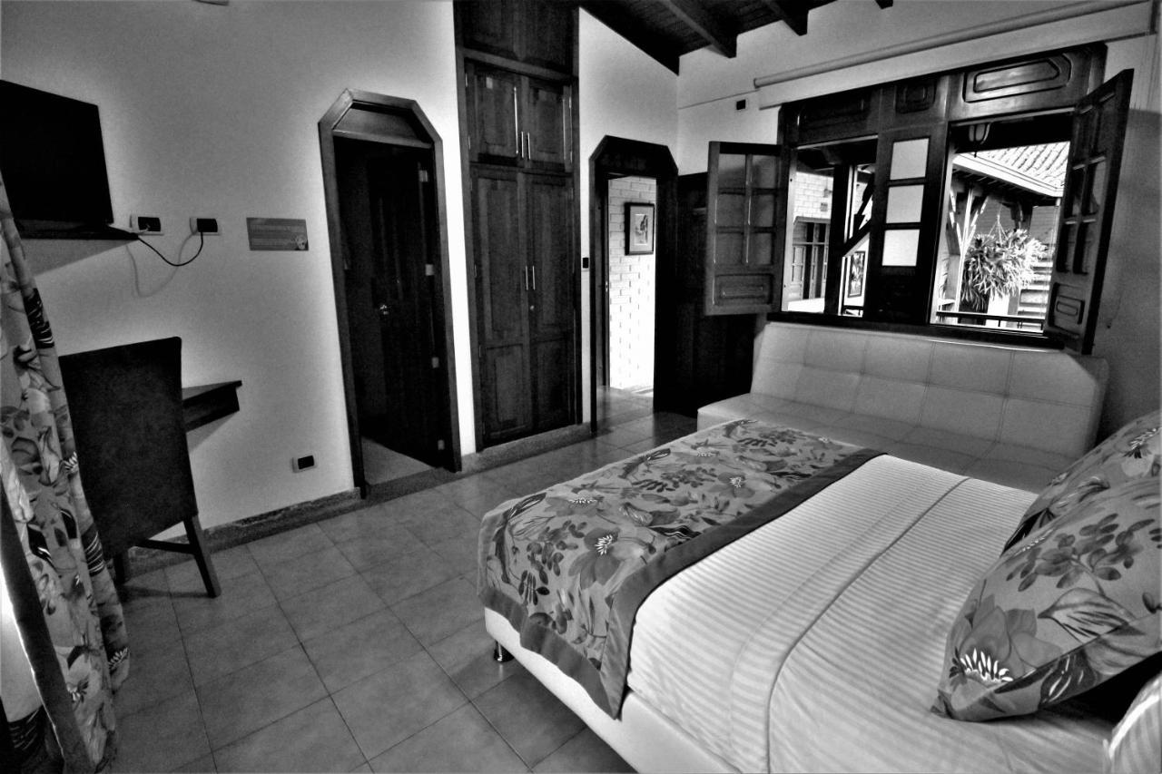 Amazilia Hotel Cerritos Exterior foto